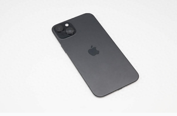 潢川苹果手机维修分享iPhone 15 Plus换电池 